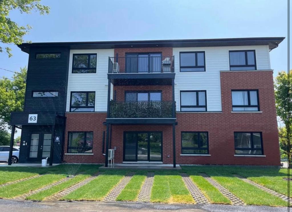 Beaux 4 1/2 NEUFS, quartier tranquille, dès maintenant; Rue Armand | 3191128