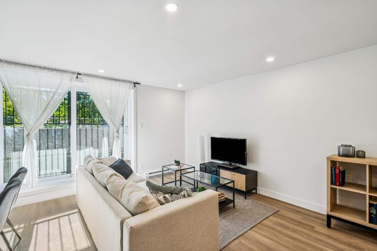 3 CH - 1 SDB - Huntingdon - $1,350 /mo | 3191275