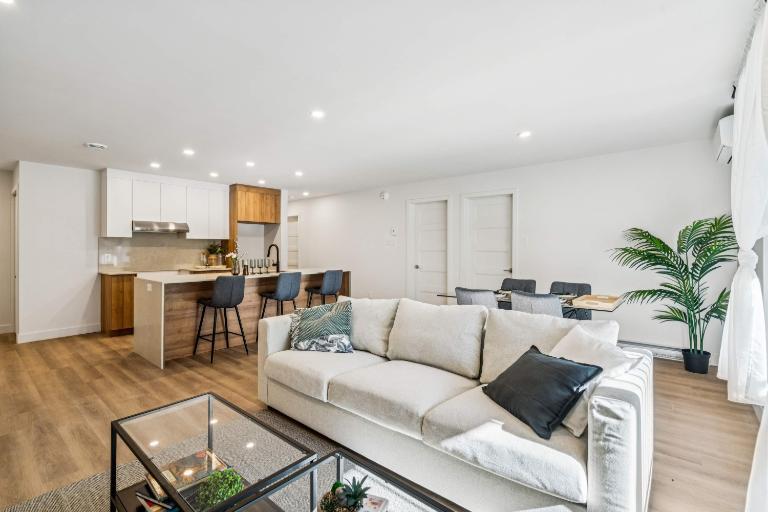 3 CH - 1 SDB - Huntingdon - $1,350 /mo | 3191278