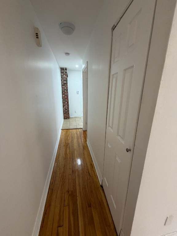 Beau 4½ à louer A 2 minutes à pied du métro + terminus Cartier | 3191317