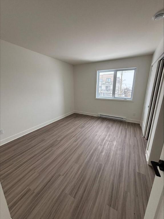 3 CH - 1 SDB - Saint-Hyacinthe - $1,700 /mo | 3191321