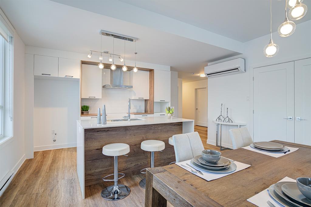 Superbe 5 ½ haut de gamme — Vue sur le golf de Saint-Lambert 1 383 pi² | 3 chambres | 2 SDB | 3 525 $ / mois | Dispo 1er février 2026 | 3191652