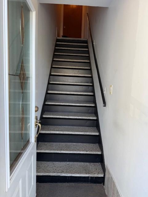 GRAND 3 1/2 A LOUER A ST. LEONARD, D'UN TRIPLEX | 3191838