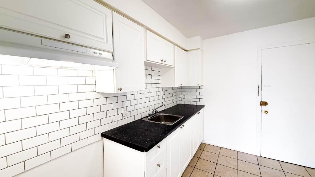 Très beau 3 1/2 rénové | 3192148