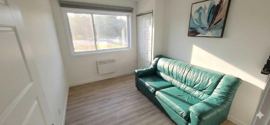 RARE : 4 1/2 au dernier étage côté sud (Cession de bail) | 3192530