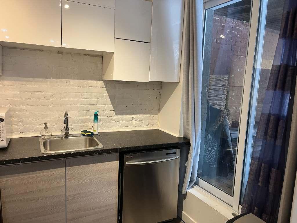 Très beau logement tout inclut metro berri | 3193439