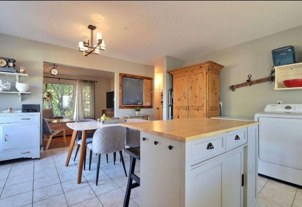 Beau grand 5 1/2 à louer! | 3194154