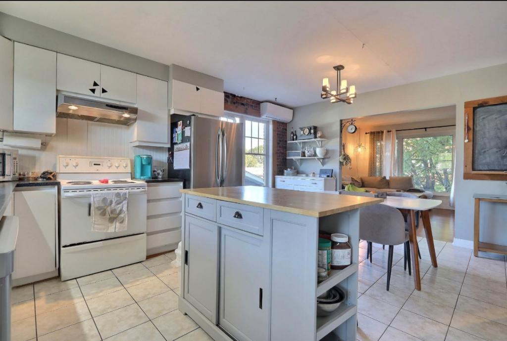 Beau grand 5 1/2 à louer! | 3194154