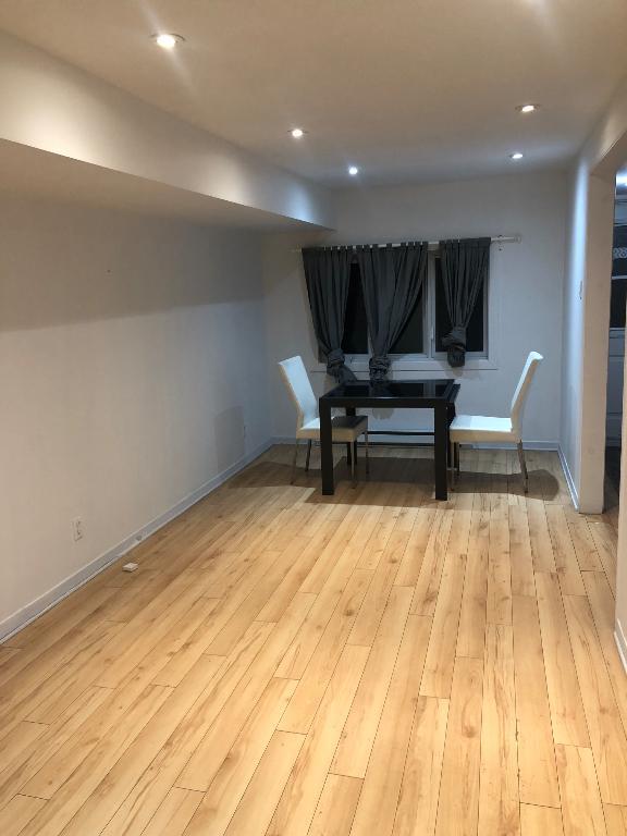 Grand 3 1/2 à louer Metro Montmorency | 3194185