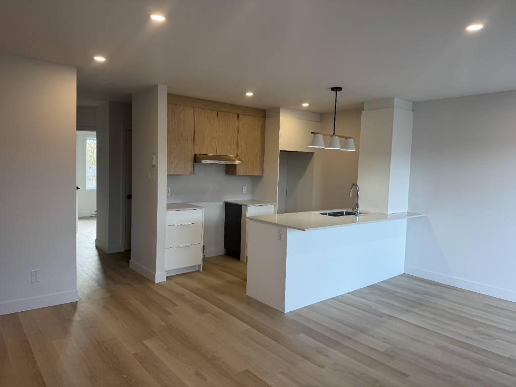 1 mois gratuit - Logement 5 1/2 demi Sous-sol - Salaberry-de-Valleyfield | 3194410