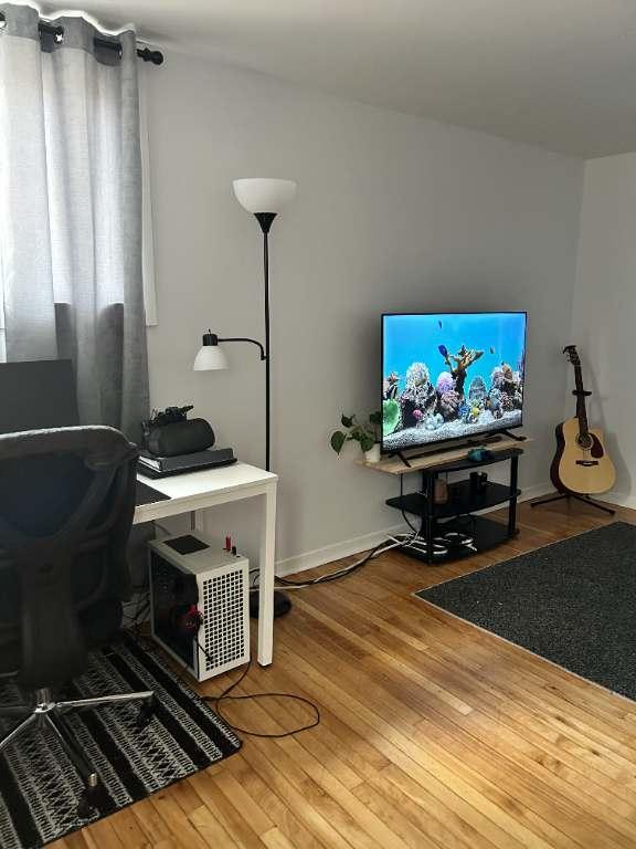 beau logement 3 1/2 dans demi sous-sol d'une résidence privée | 3198364