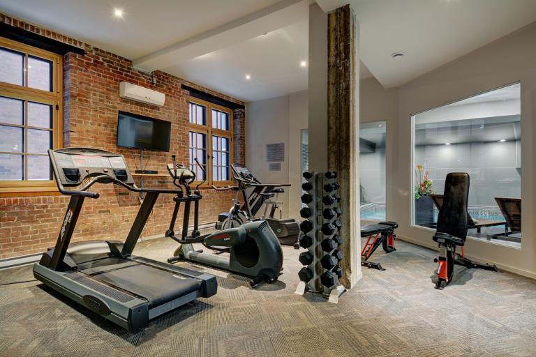 Loft entièrement meublé à louer Vieux-Québec juillet 2026 | 3198538