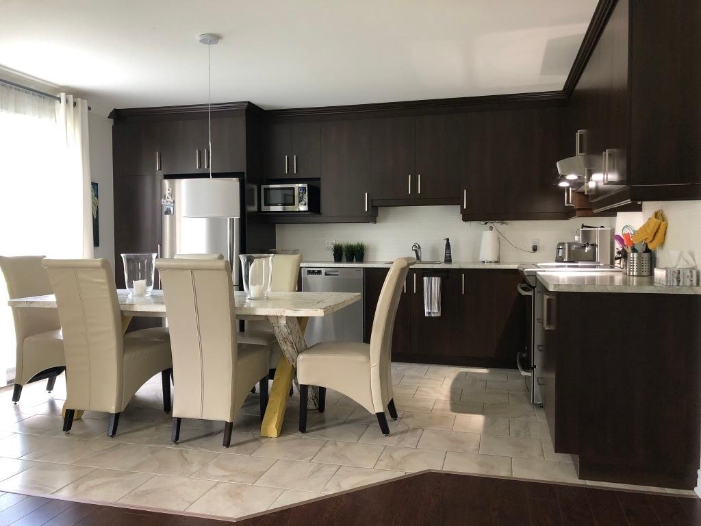 Logement 5 1/2 | 3194851