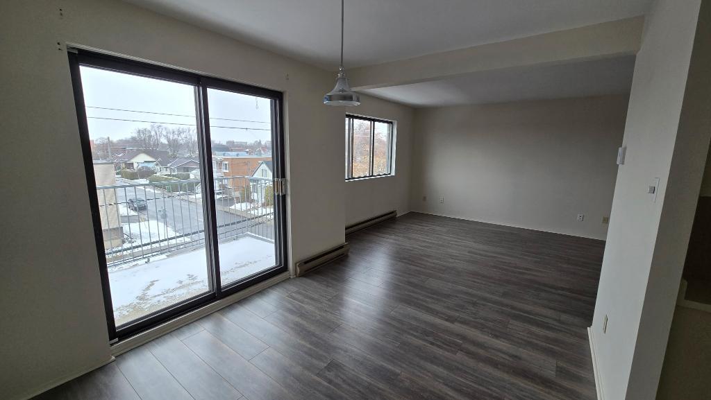 À louer 4 1/2 pour personnes 50 ans et plus St-Hyacinthe - appartement / logement | 3195234