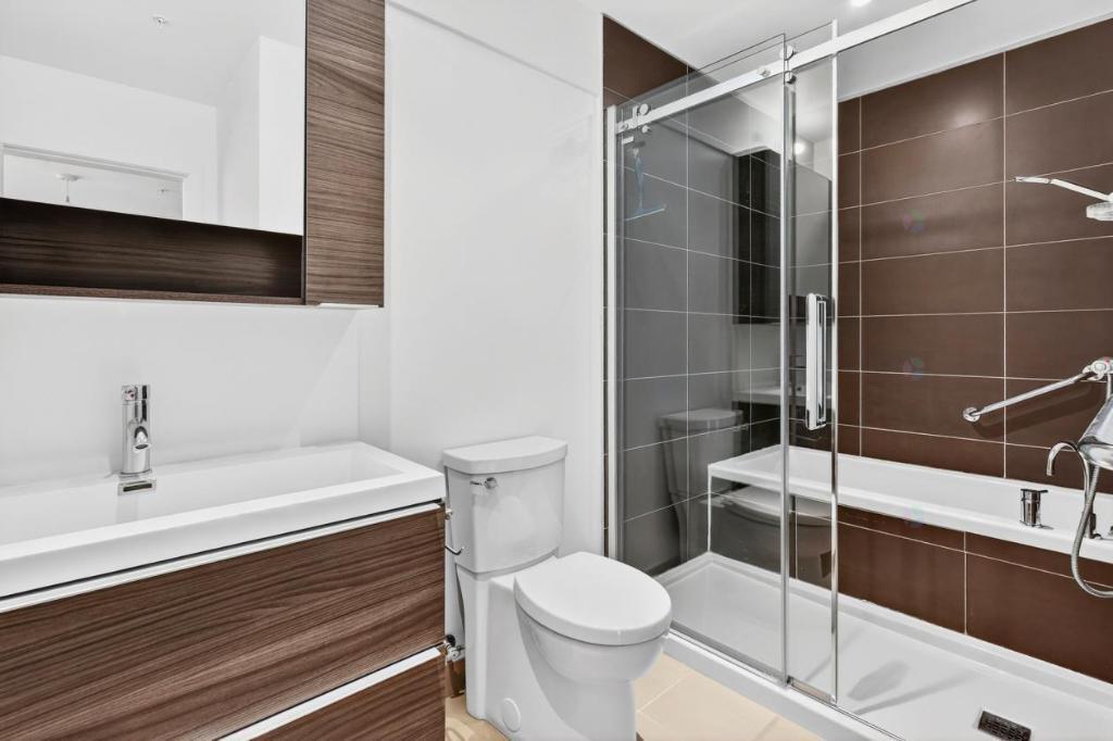 Projet Iberville 99 - Grand 4 1/2 semi-meublé - Libre ! Montréal La Petite-Patrie - appartement / logement | 3195318