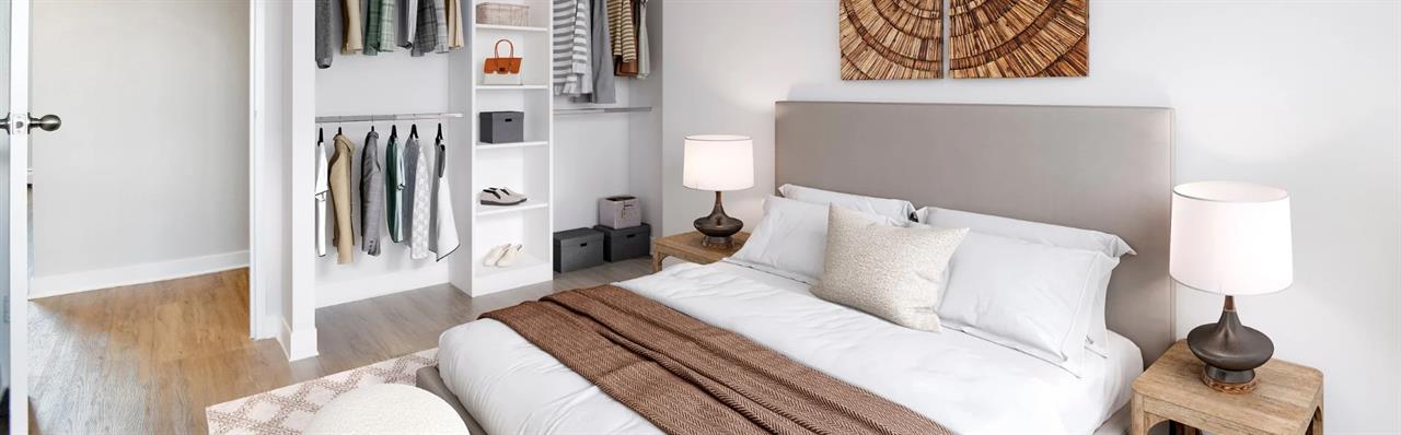 Navaho Walk-ups | 3196527