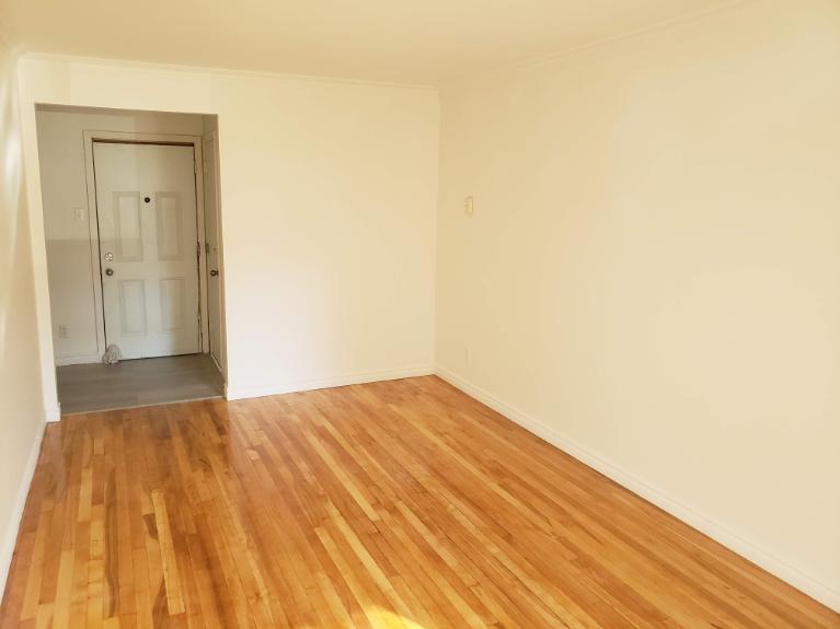 2 CH - 1 SDB - Saint-Laurent - $1,400 /mo | 3197050