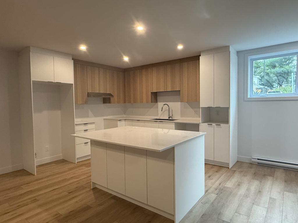 Spacieux 5 ½ à louer ! | 3197063