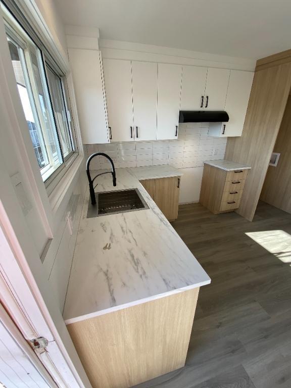 4 ½ rénové à louer – Sainte-Rose, Laval - Tranquille | 3197403