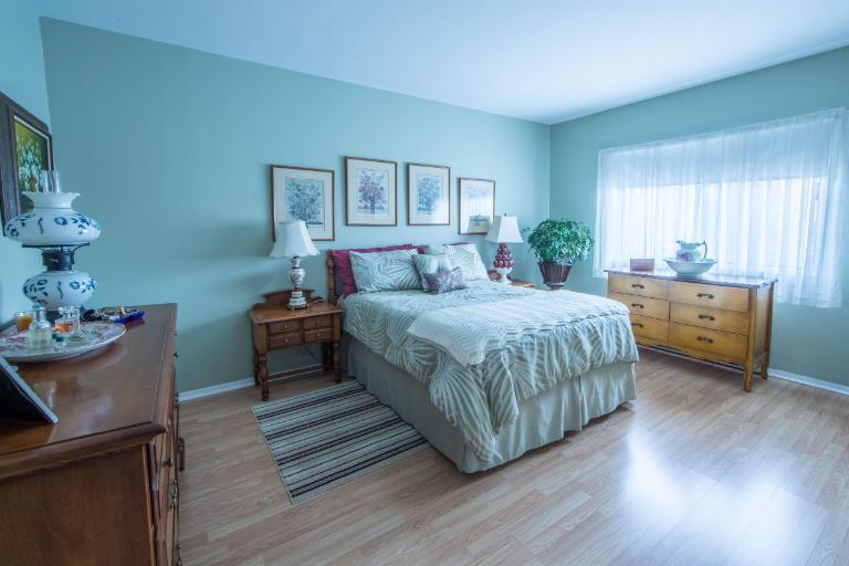 Superb 4 1/2 available NOW starting from $1225 | 3197413