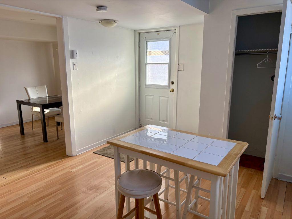 Grand 3 1/2 à louer Metro Montmorency | 3197453