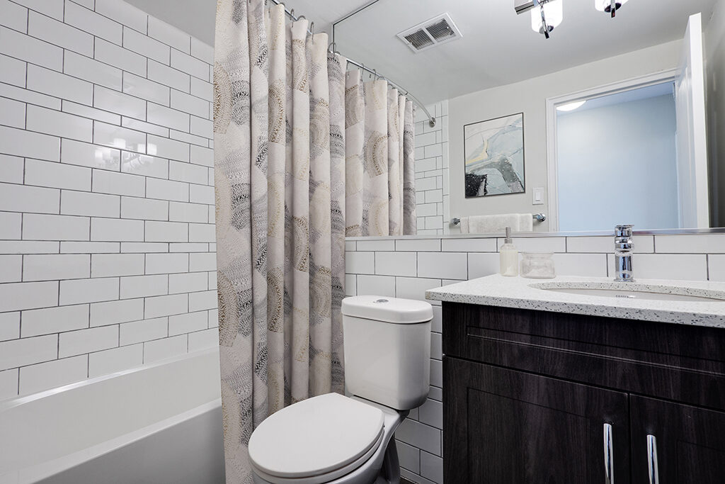 Silver Spear Apartments | 3197725