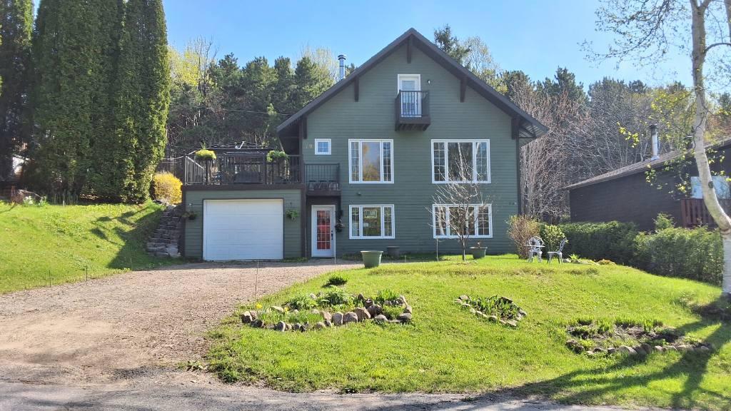 Appartement 4 1/2 MEUBLE St Ferreol les Neiges à louer | 3198526