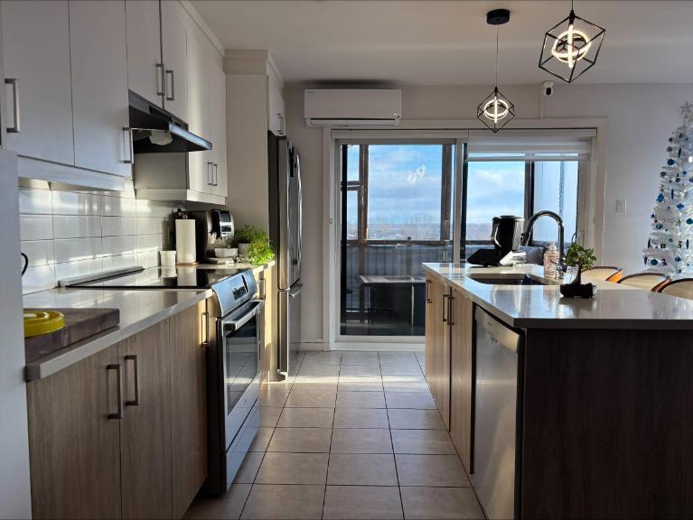 Grand 5 1/2 lumineux à Lavaltrie | 3198846