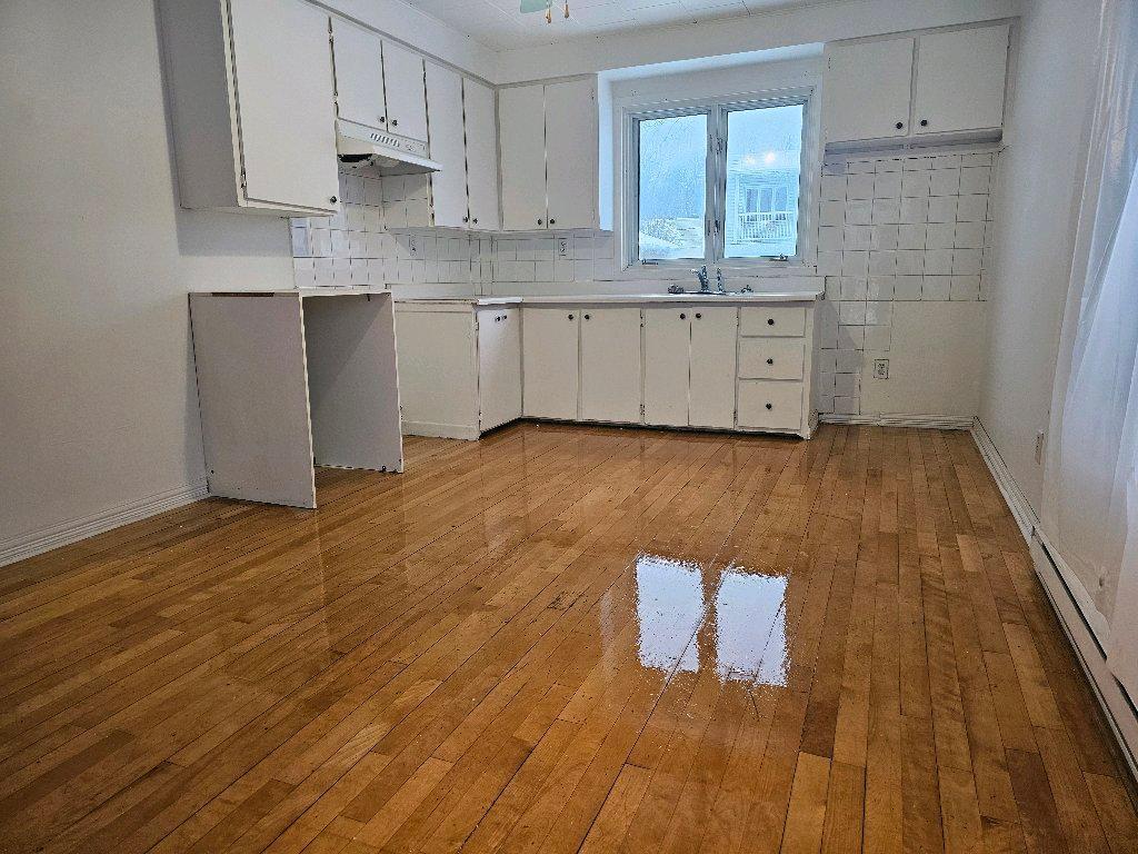 1210 Cadieux Sorel-Tracy 9 pieces | 3199614