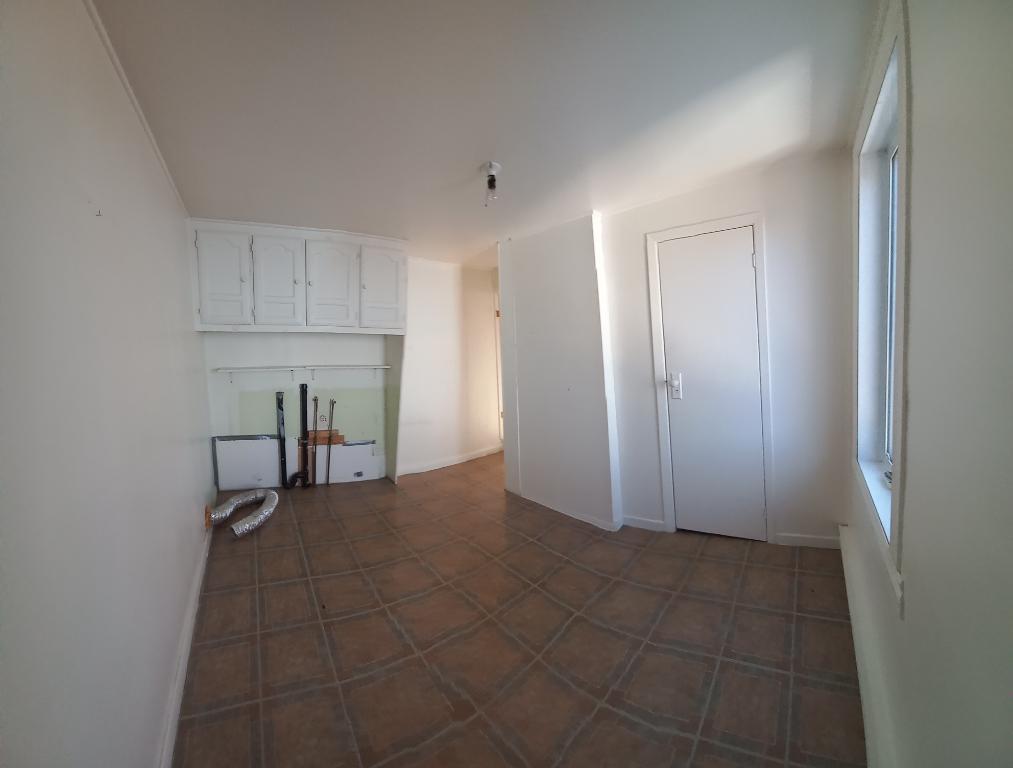 4 1/2 lumineux (a air ouverte) 895$ | 3200747