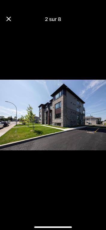 Appartement 5 1/2 - cession de bail | 3198044