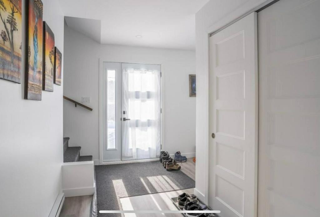 Jumelé neuf (2023) – 3 chambres – Thermopompe – Quartier calme – Disponible 1er janvier 2026 | 3198073