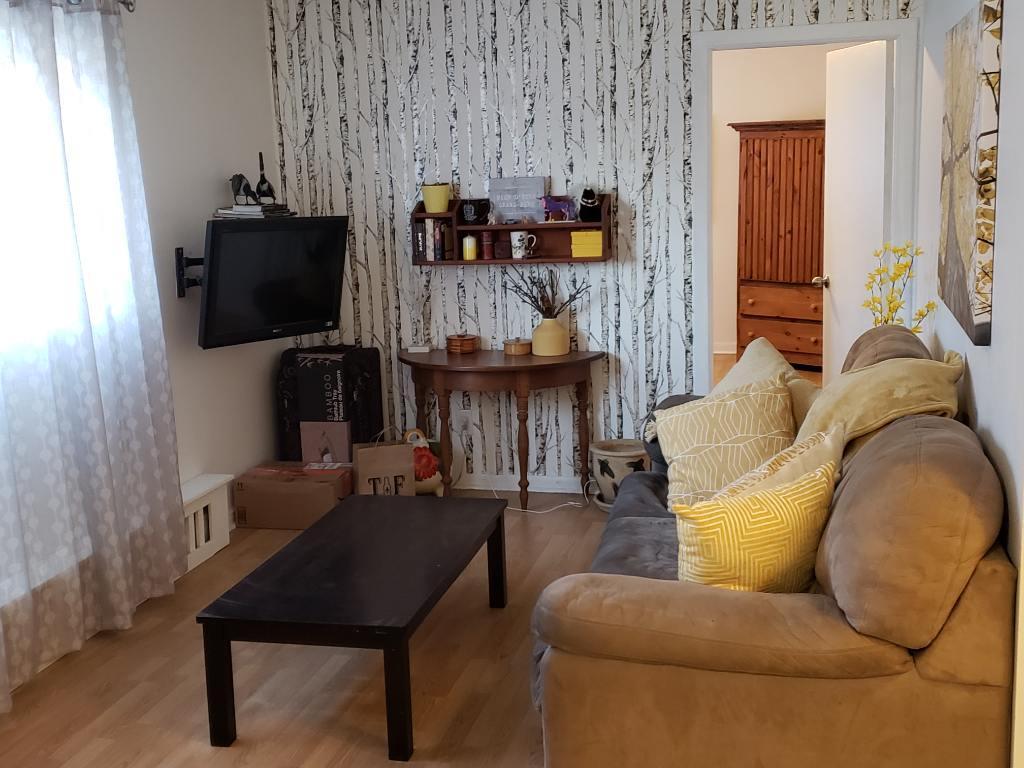 À louer logement rez-de-jardin 3 1/2 rue Latour, St-Hubert | 3199526