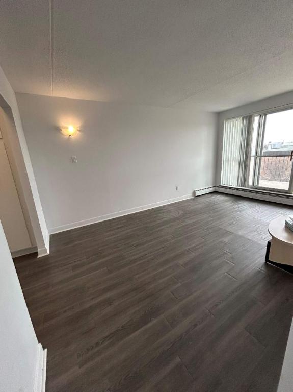 1 CH - 1 SDB - Québec - $945 /mo | 3198262