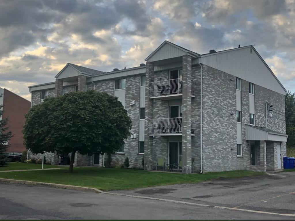 Appartement 5 1/2 au rez-de-chaussée à Richelieu | 3198277