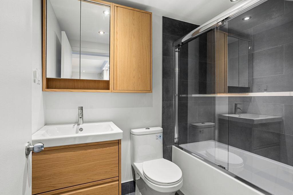 Beau 3 1/2 meublé rénové Berri-UQAM tout inclus | 3198298