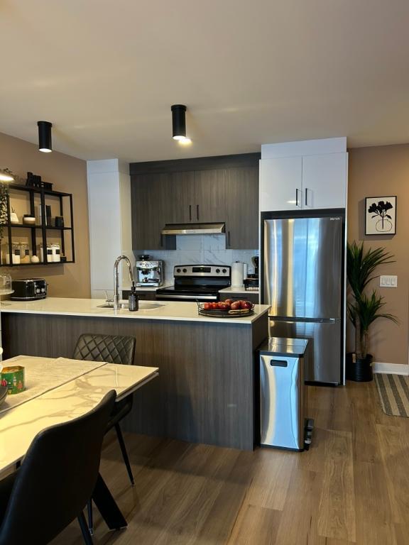 Condo à louer | 3198323