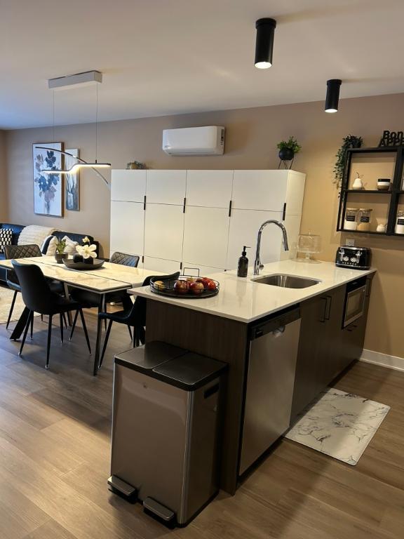 Condo à louer | 3198323