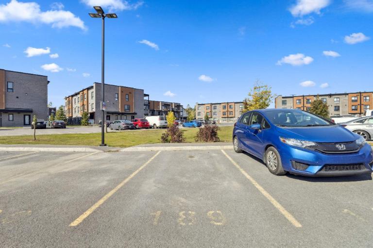 2 CH - 1 SDB - Gatineau - $1,965 /mo | 3198329