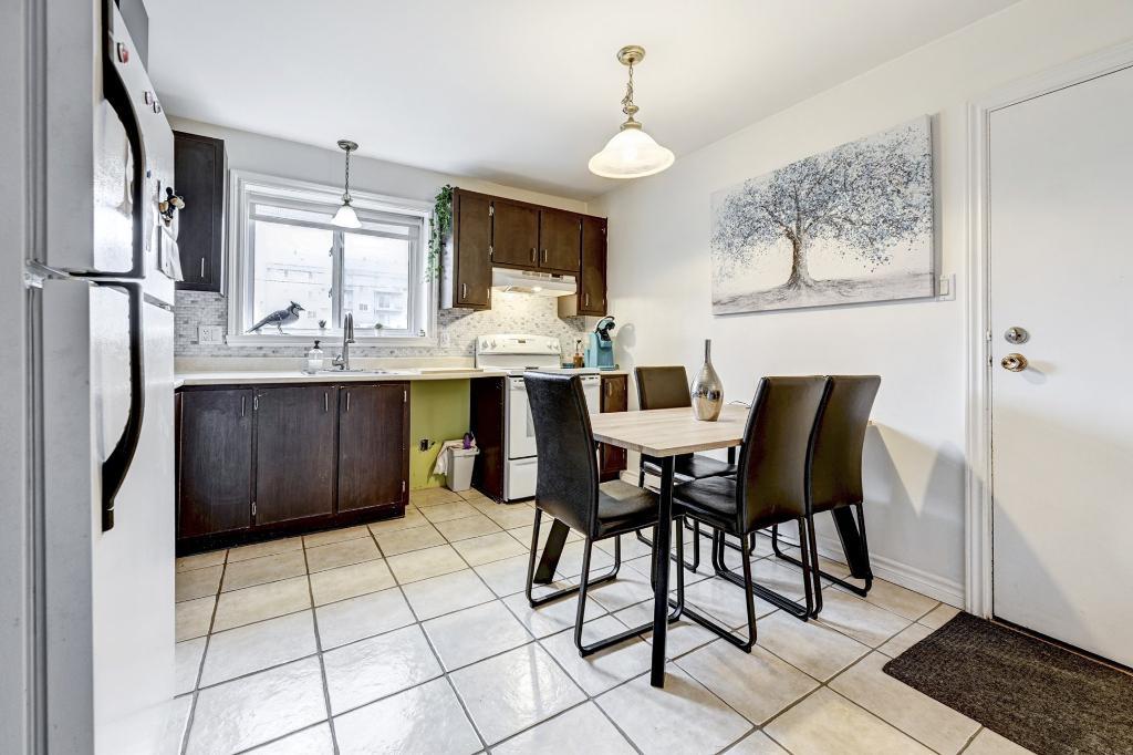 Chambre dans un Condo 5 1/2 | 3199815