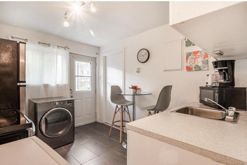 Appartement 4 1/2 - 2 chambres à coucher – 75 m² (817 p2) | 3199889