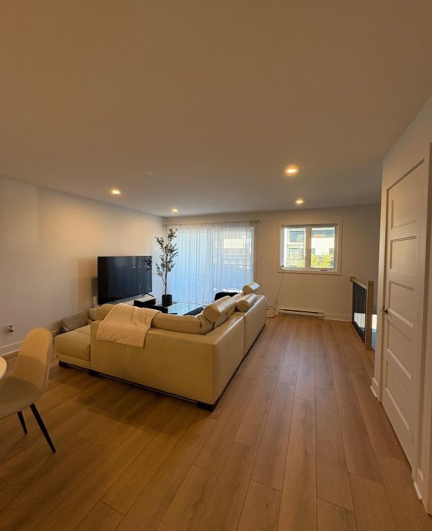 Condo occupation immédiate/ possibilité avoir électro | 3199905