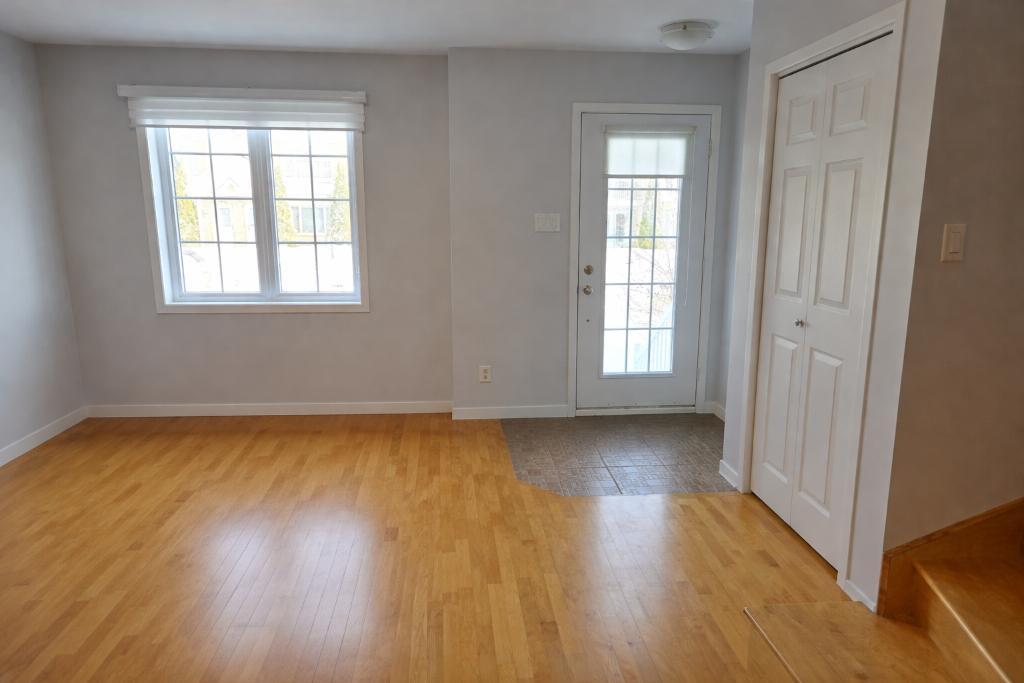 Maison de ville à louer 3 chambres | 3199927