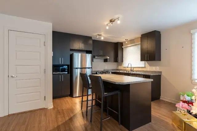 5 1/2 saint hubert disponible juin et juillet | 3199940