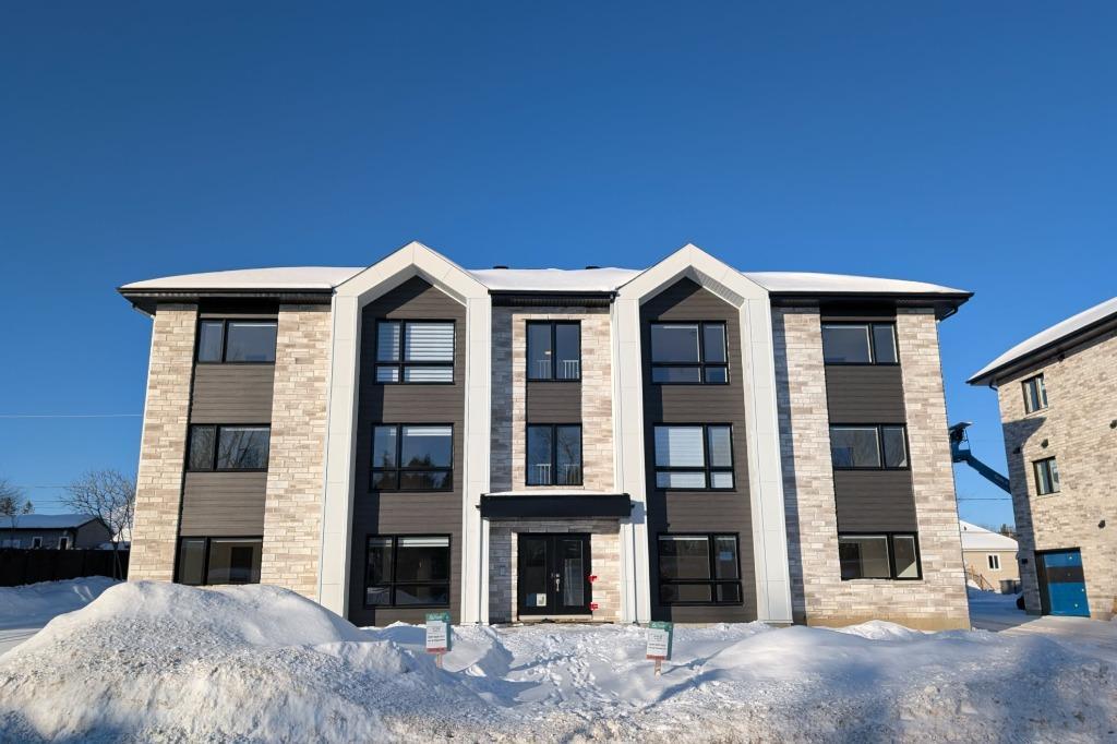 4½ neuf, Saint-Jérôme, Bellefeuille | 3200022