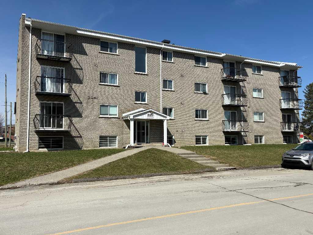 3-1/2 à louer Fleurimont à proximité CHUS et Cegep | 3200211