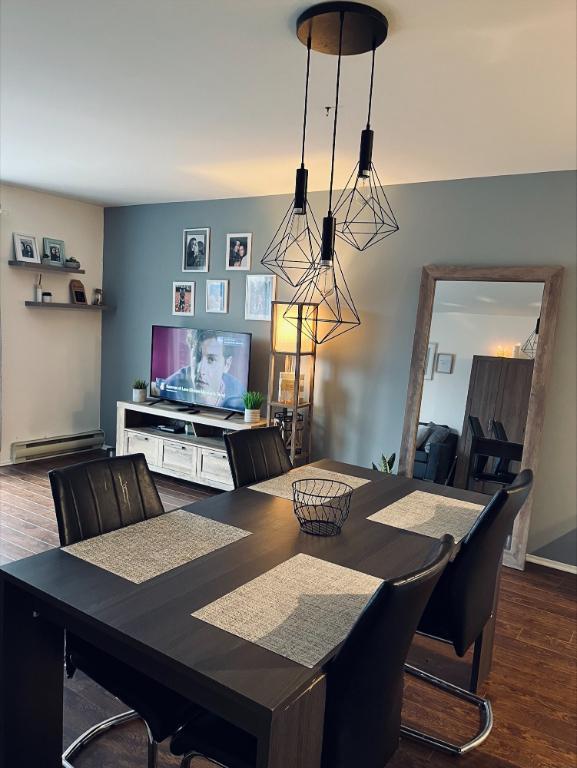 P.E. Trudeau grand 3 1/2 | 3200212