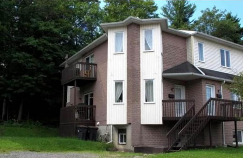 Grand 4 1/2 St-Romuald | 3200221