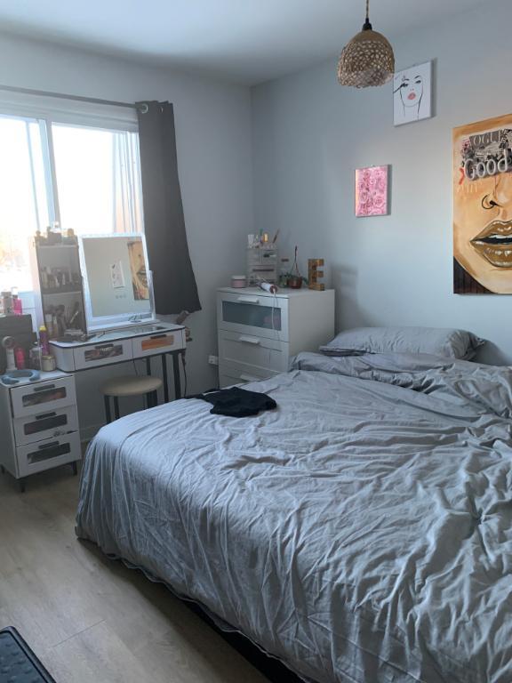 3 ½ LIBRE À PARTIR DU 1ER FÉVRIER | 3200586