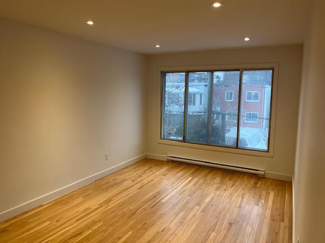 4 1/2 À LOUER | 3200629